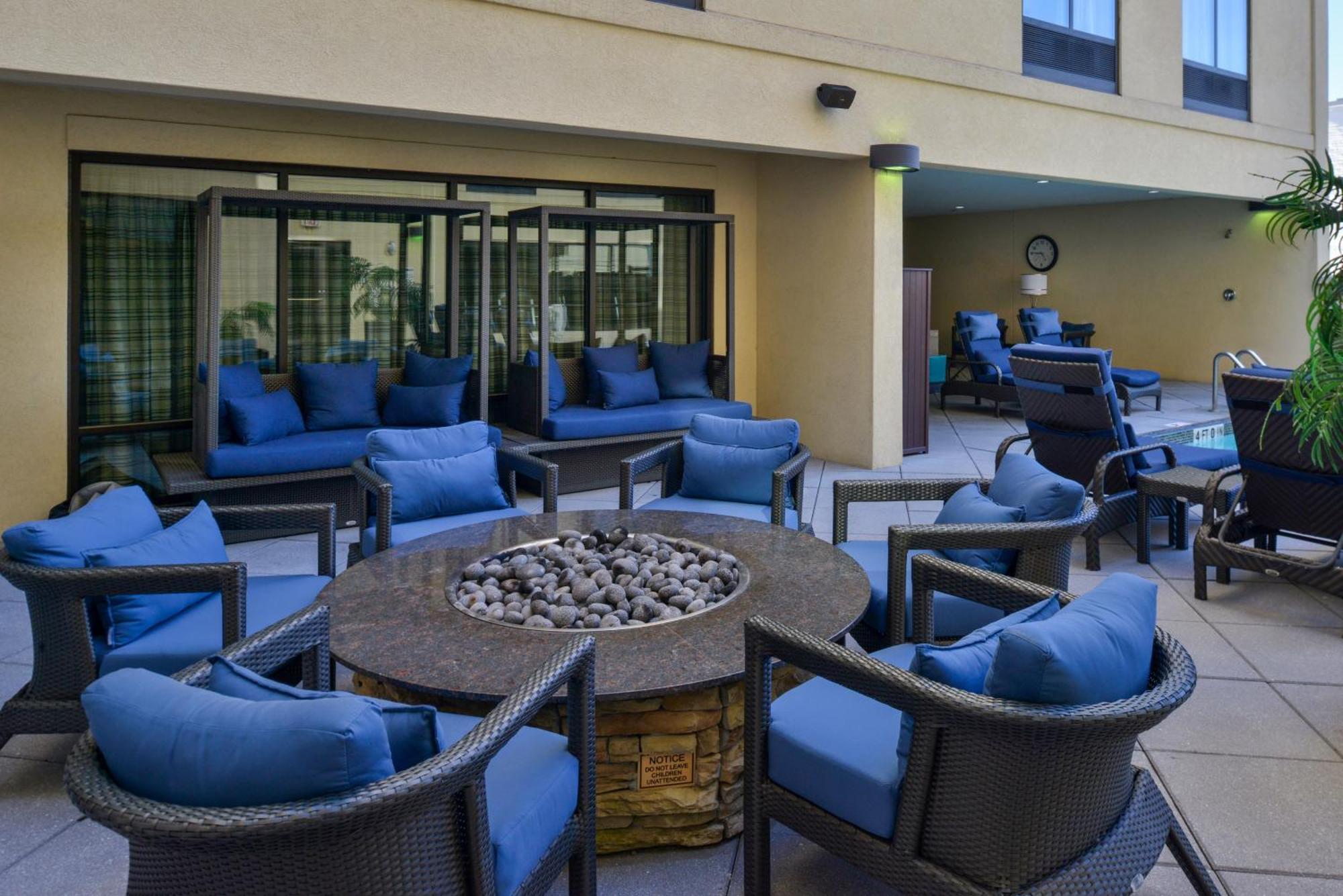 Hotel Courtyard By Marriott Wilmington Downtown/Historic District Exterior foto